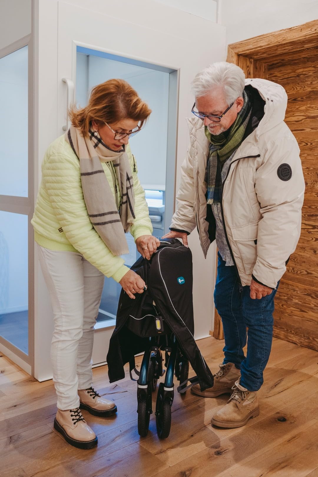 saljol-transporttasche-f-r-allround-und-carbon-rollator-schwarz image 2